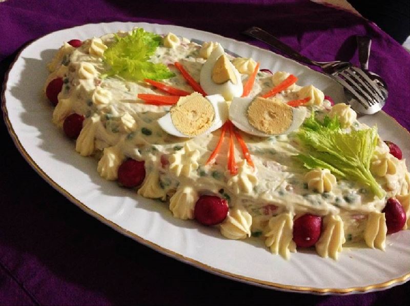 Decorazioni Natalizie Per Insalata Russa.Insalata Russa Ideale Per Qualsiasi Occasione Burrofuso