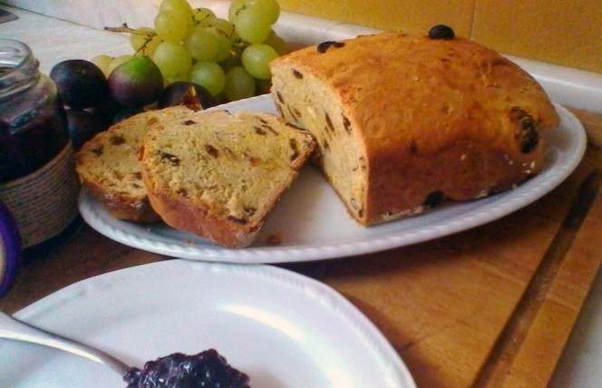 Pan brioche dolce con uvetta sultanina - BurroFuso