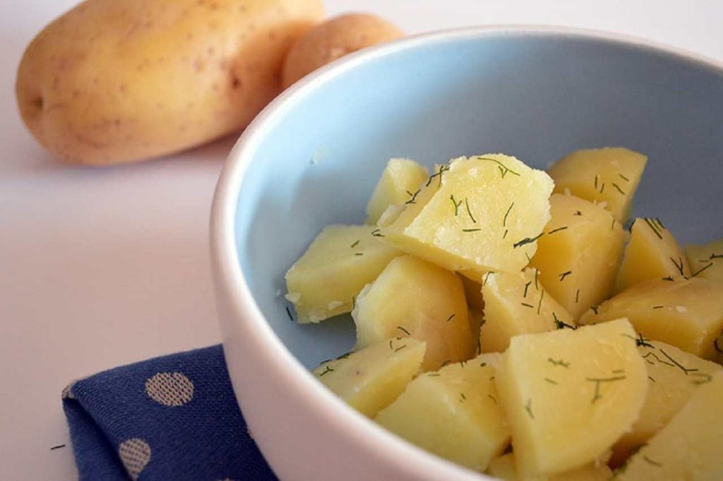 Patate lesse, ecco i trucchi per prepararle - BurroFuso