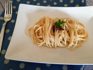 spaghetti aglio olio e peperoncino
