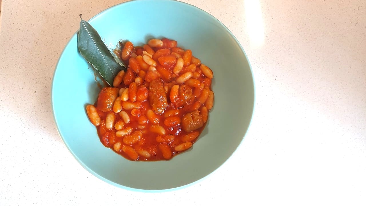 Salsiccia e fagioli piatto