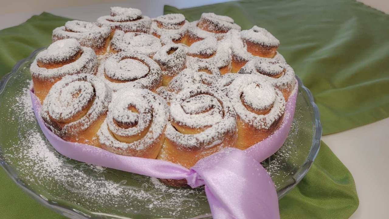 Torta di rose ricetta