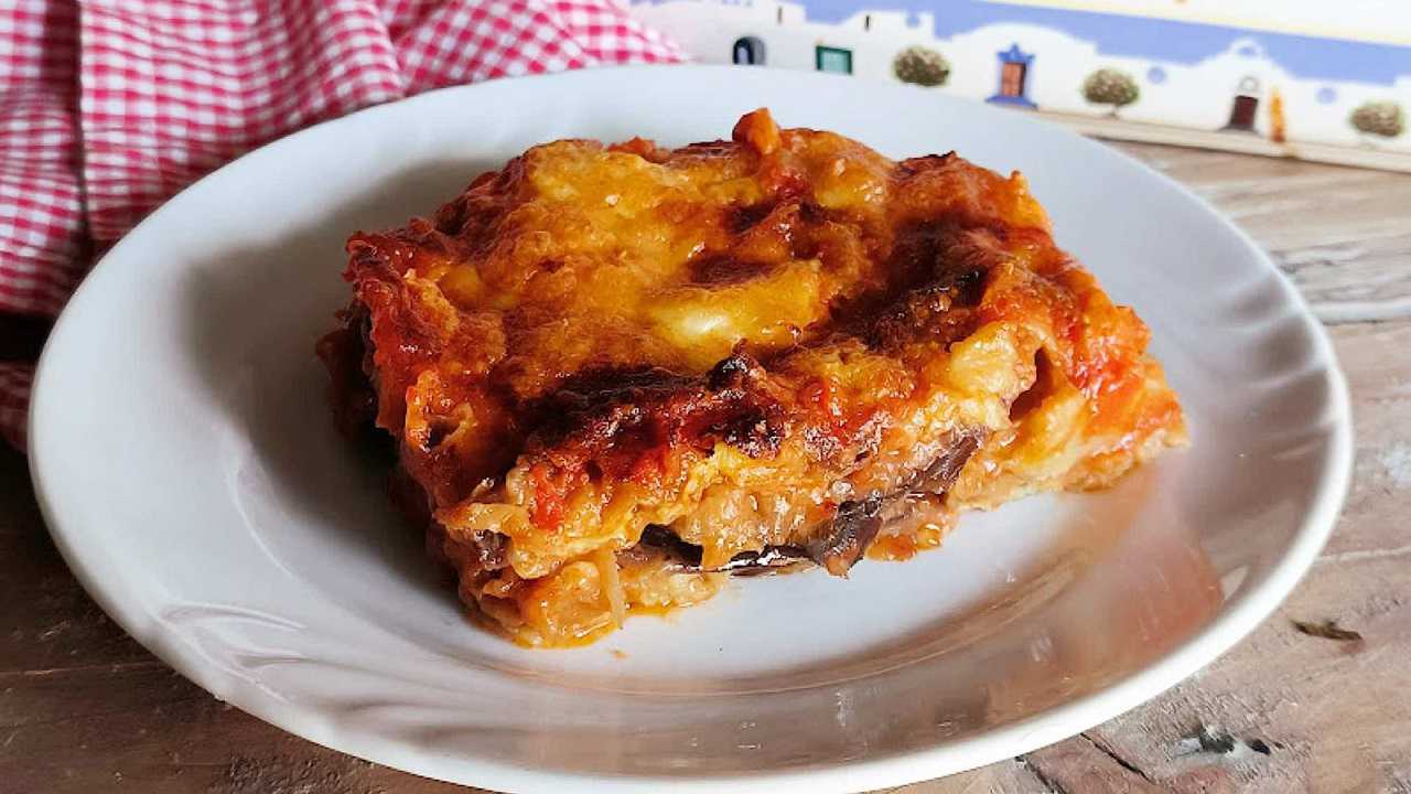 Parmigiana di melanzane a strati