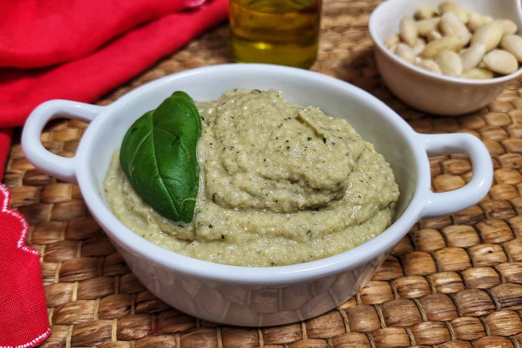 Pesto di melanzane, la ricetta facile e veloce BurroFuso