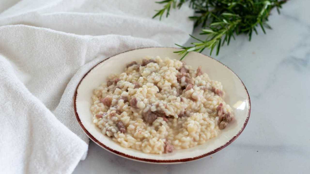 Risotto al tastasal ricetta