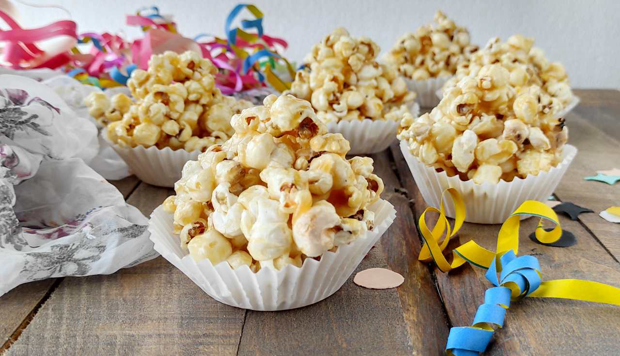 Pop corn caramellati ricetta