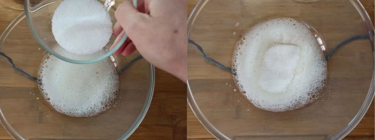 Aggiungere lo zucchero e montare a neve
